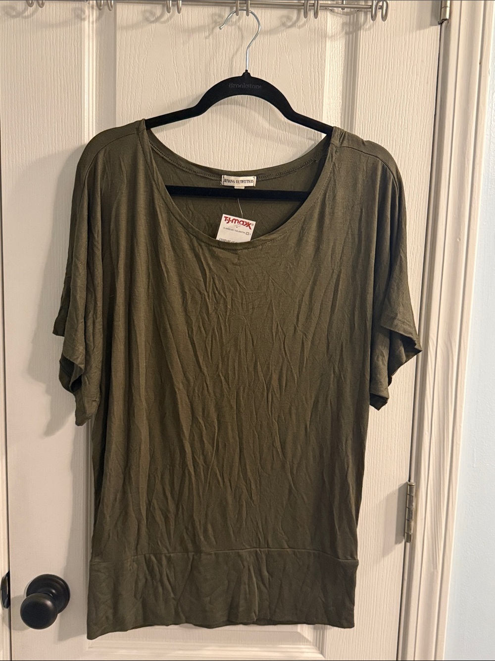 Zenana Outfitters Olive Green Short Sleeve Scoop Neck Tunic